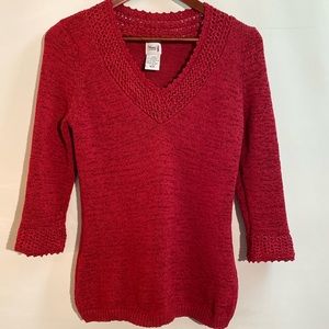 Nomi - Beautiful Red V-Neck Sweater. Size M